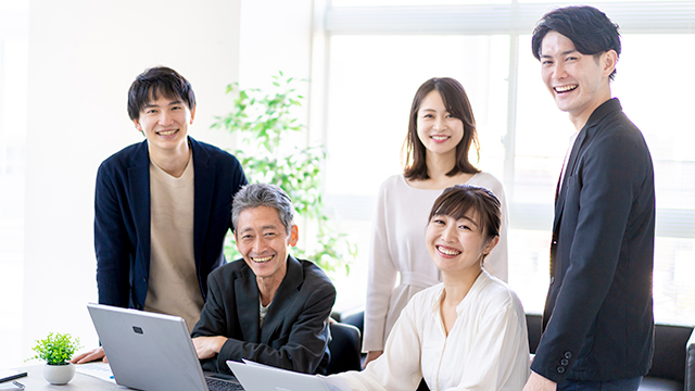 リモートワーク×ハイブリッド時代の社内コミュニケーション改革：鍵は“分かりやすい情報共有”
